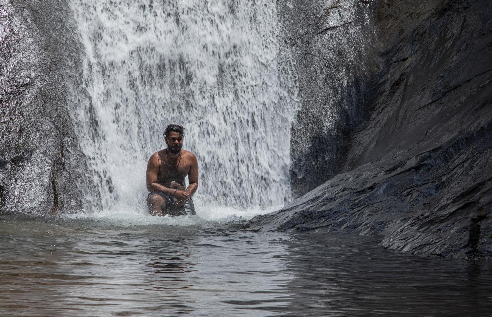 Aruvikuzhy Waterfalls Villa Kozhancheri Eksteriør billede